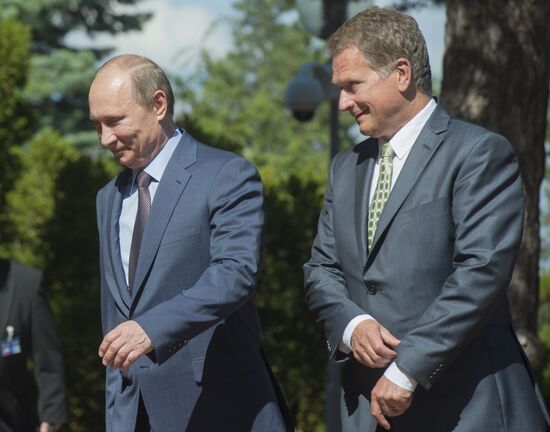 Vladimir Putin visits Finland
