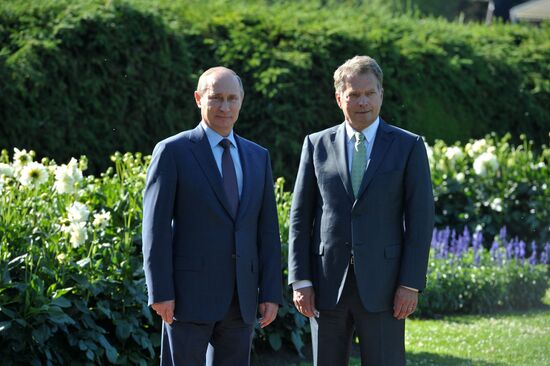 Vladimir Putin visits Finland