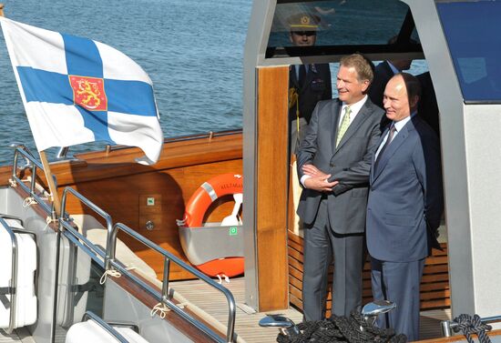 Vladimir Putin visits Finland
