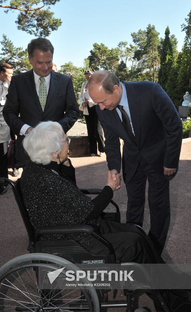 Vladimir Putin visits Finland