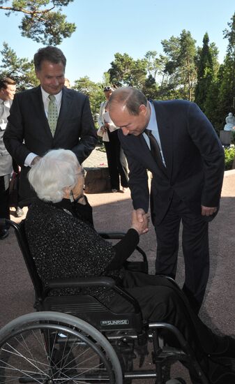 Vladimir Putin visits Finland