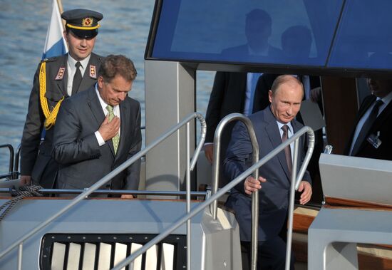 Vladimir Putin visits Finland