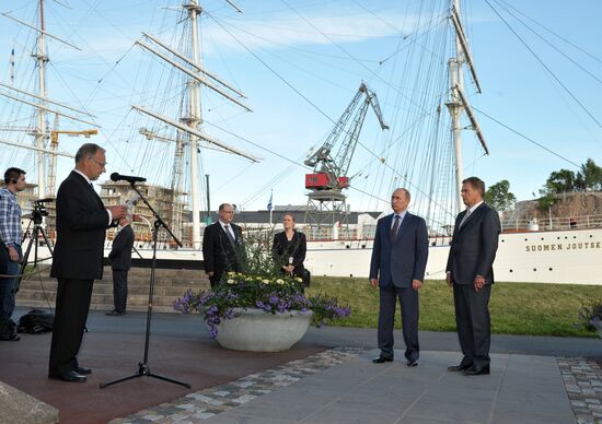 Vladimir Putin visits Finland