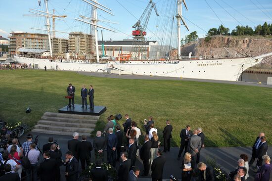 Vladimir Putin visits Finland