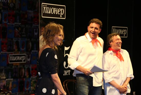 Russian Pioneer magazine celebrates fifth birthday