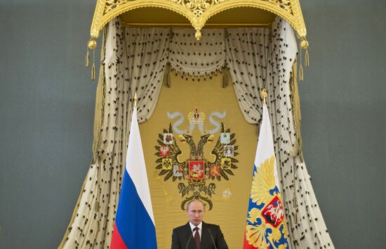 Vladimir Putin at reception to honor military graduates