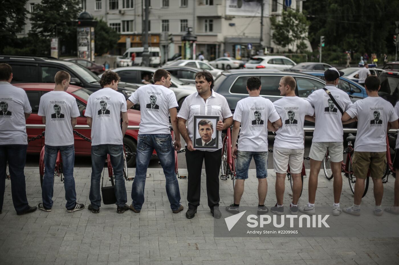 Rally marks birthday of Mikhail Khodorkovsky