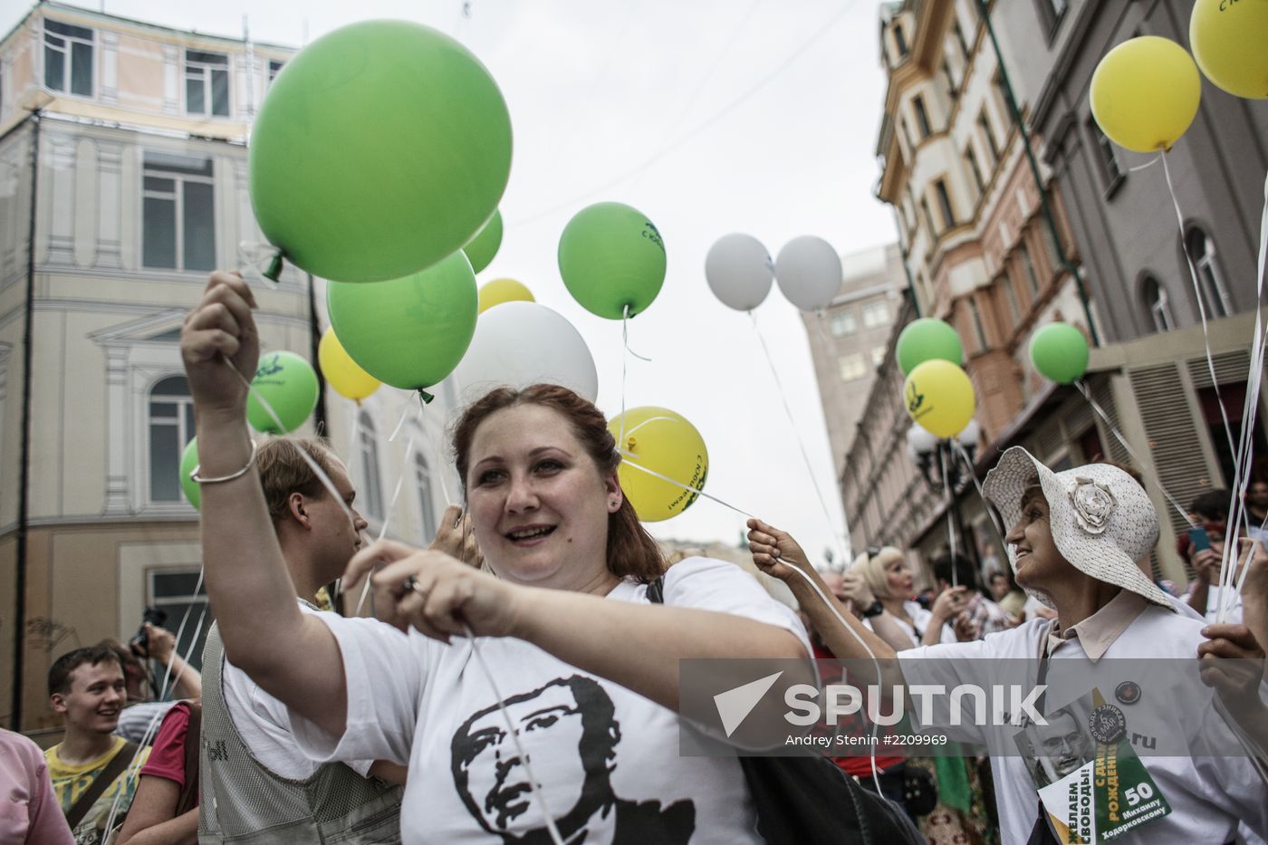 Rally marks birthday of Mikhail Khodorkovsky