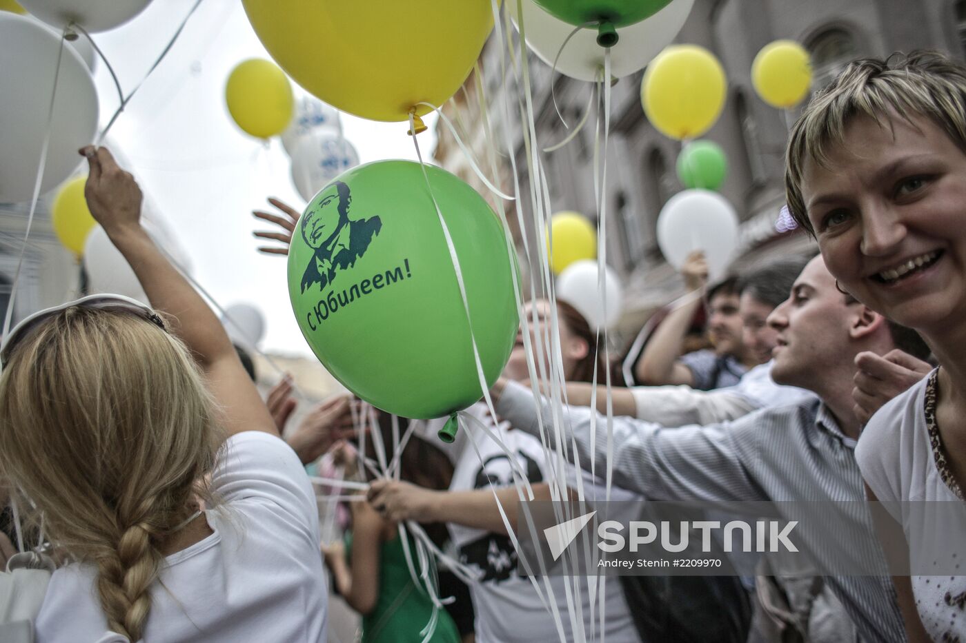 Rally marks birthday of Mikhail Khodorkovsky