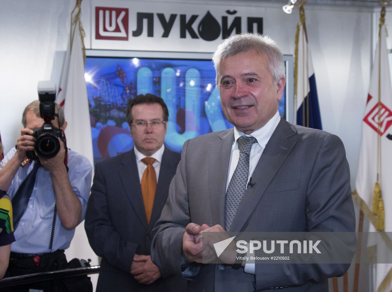 Press briefing by LUKoil president Vagit Alekperov