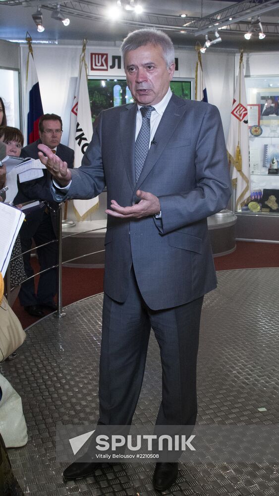 Press briefing by LUKoil president Vagit Alekperov