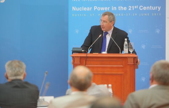 ATOMEXPO 2013 International Industry Forum