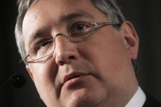 Dmitry Rogozin chairs research conference in Moscow