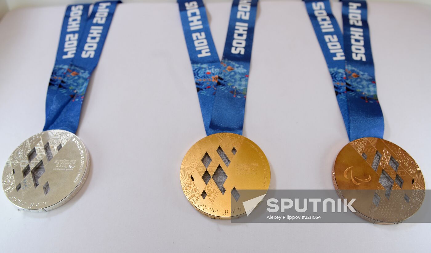 Production of Sochi 2014 Olympic medals