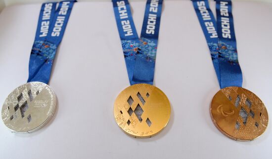 Production of Sochi 2014 Olympic medals