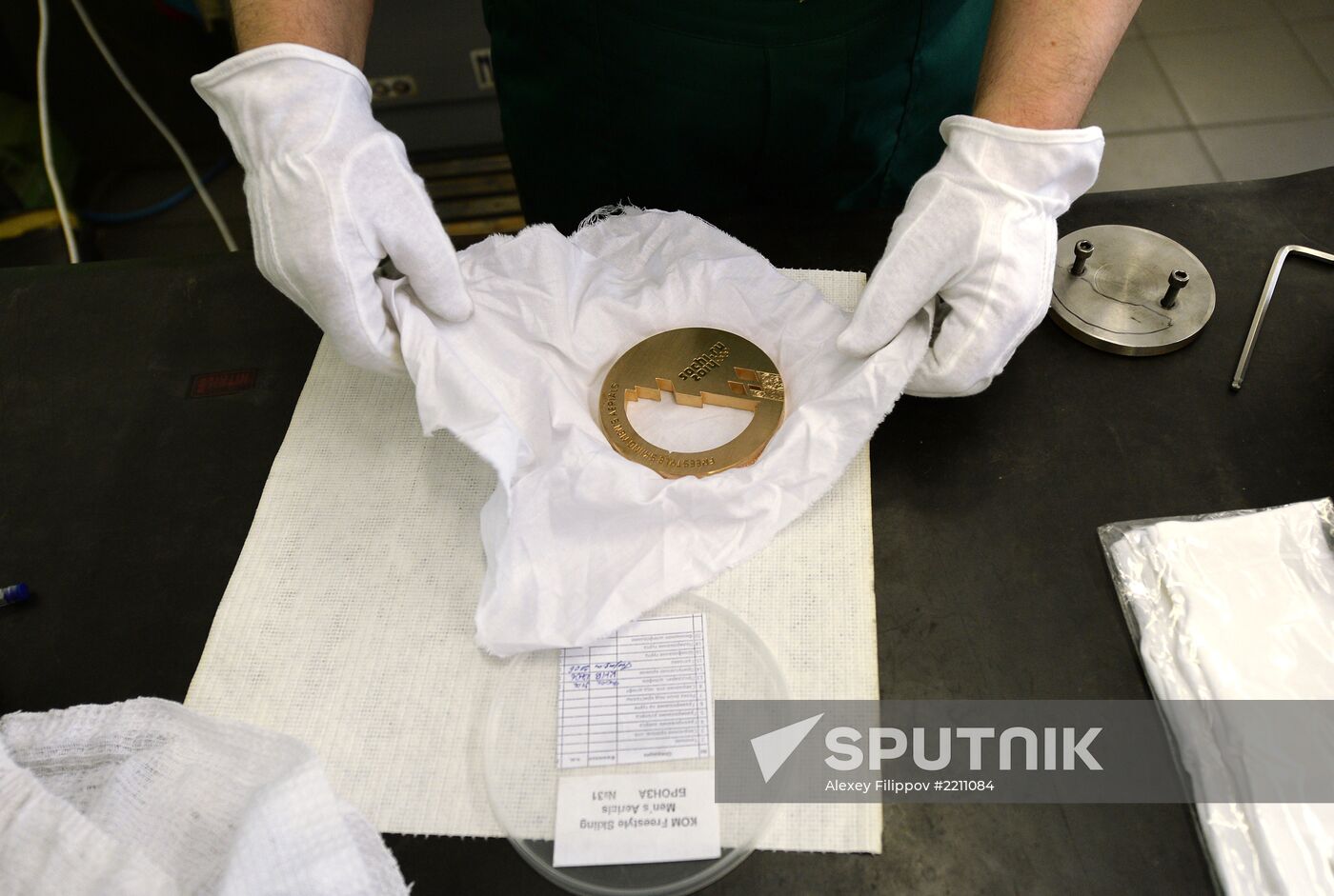 Production of Sochi 2014 Olympic medals