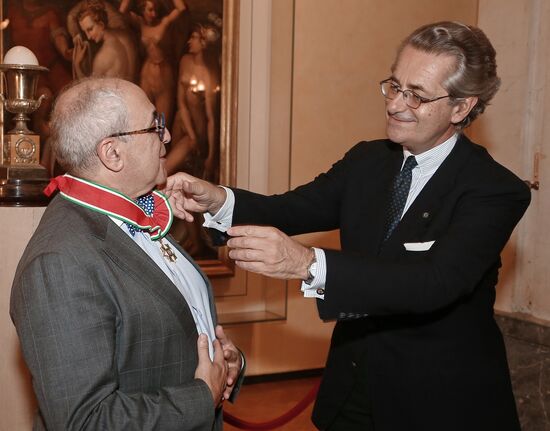 Lawyer Alexander Dobrovinsky receives Order of the Star of Italy