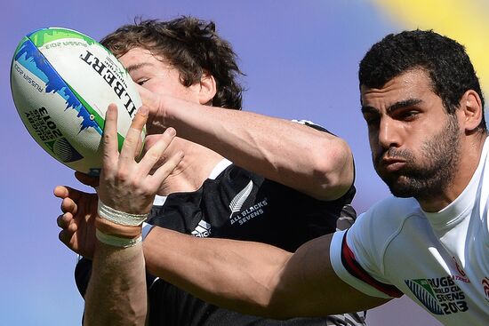 Rugby World Cup Sevens 2013. Day Two