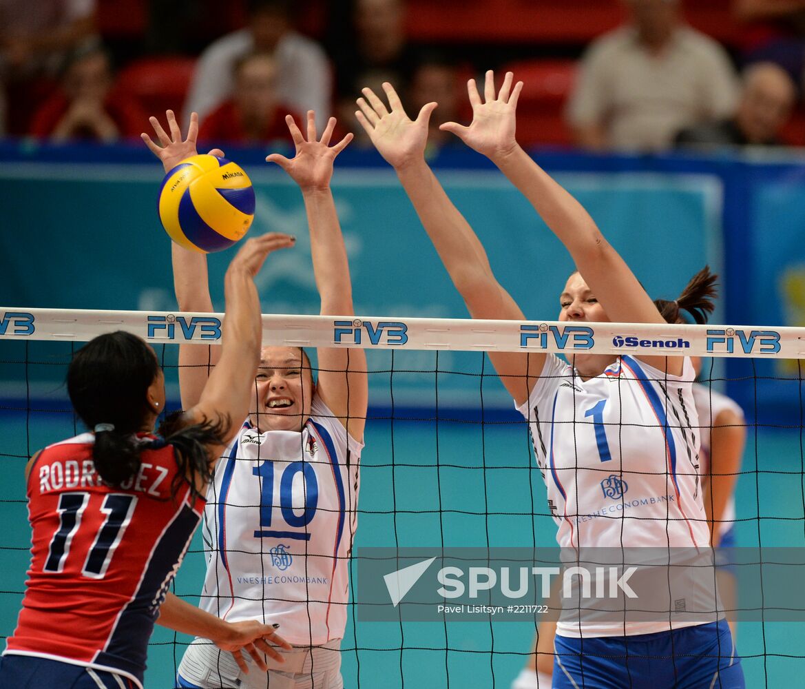 Volleyball Yeltsin Cup. Russia vs. Dominican Republic