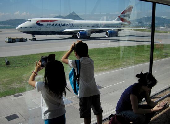 Hong Kong Airport as seen by a passenger
