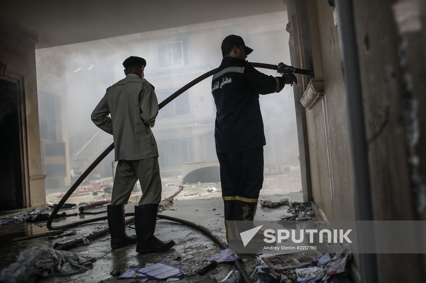 Protesters ransack Muslim Brotherhood office in Cairo