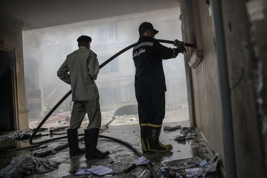 Protesters ransack Muslim Brotherhood office in Cairo