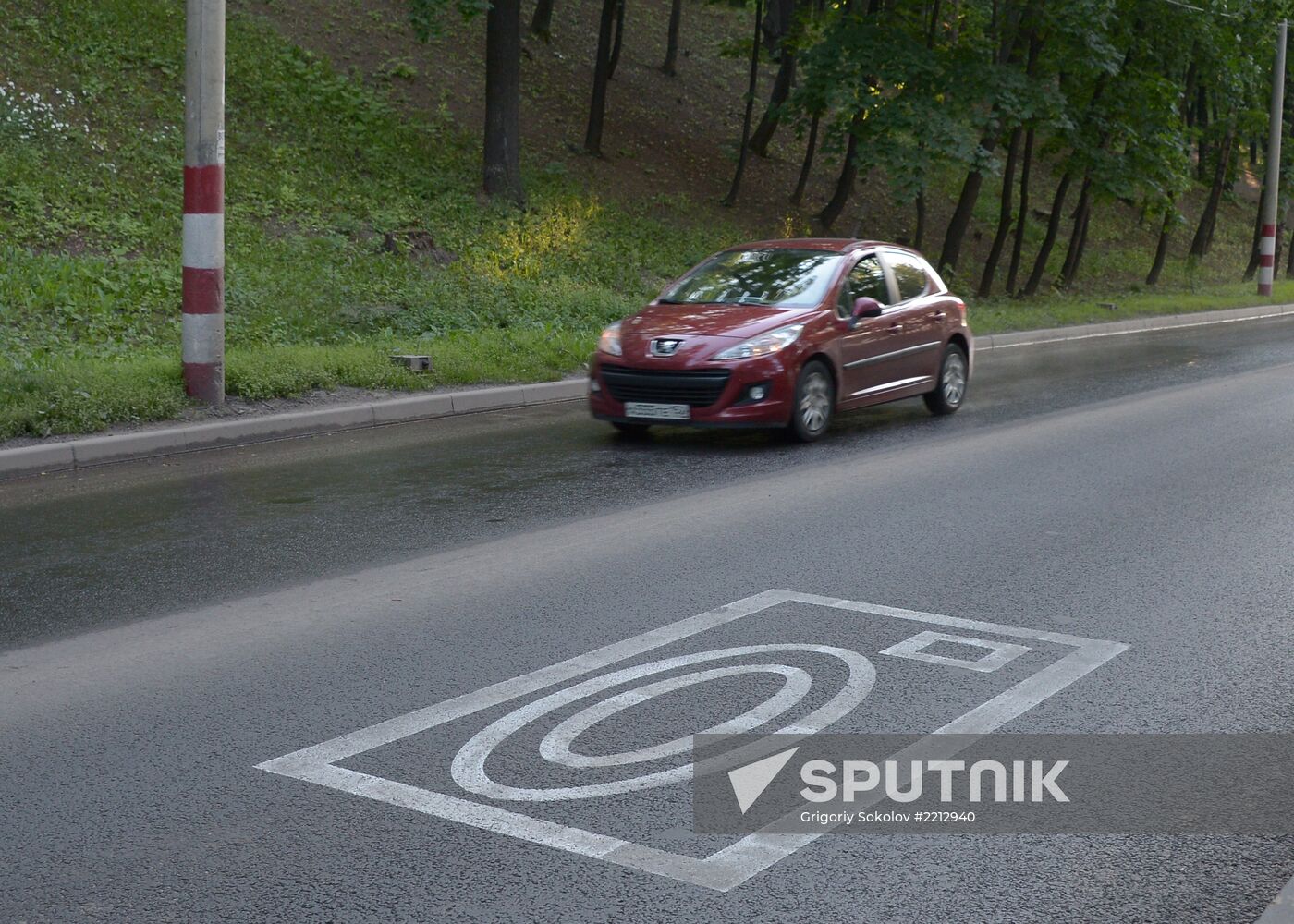 New road markings and signs on Russian highways