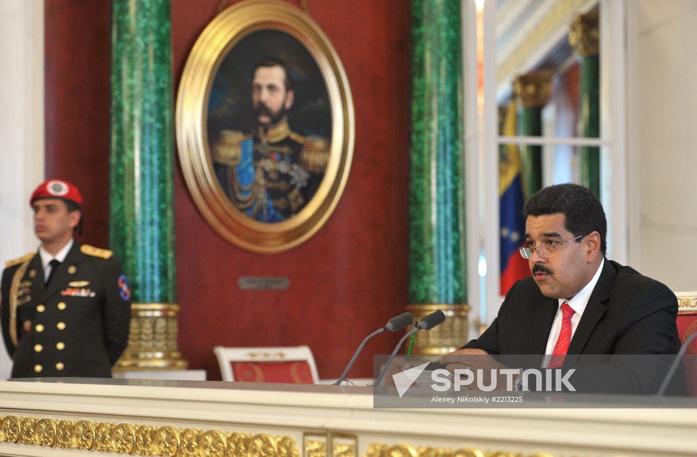 Russian President Vladimir Putin meets with Nicolás Maduro