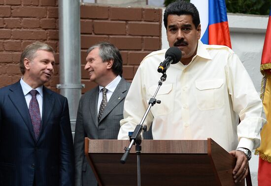 Opening of Hugo Chavez street in Moscow