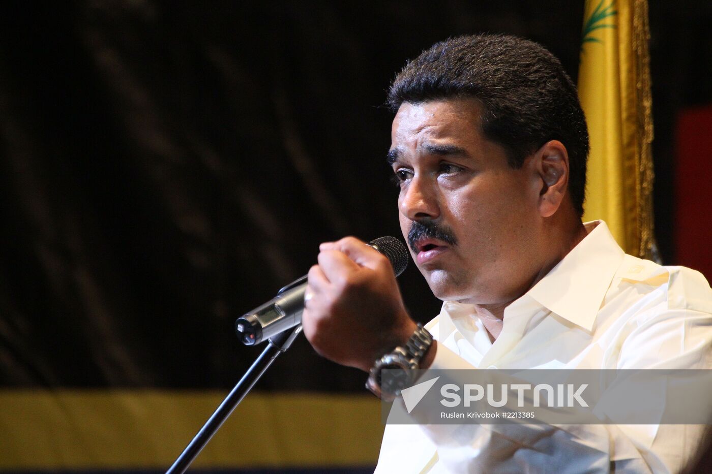 Hugo Chavez commemorative meeting held in Moscow