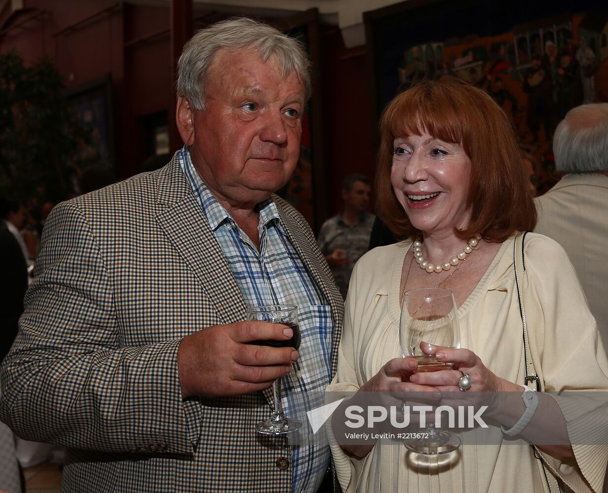 Reception celebrates 15th anniversary of Postscript program