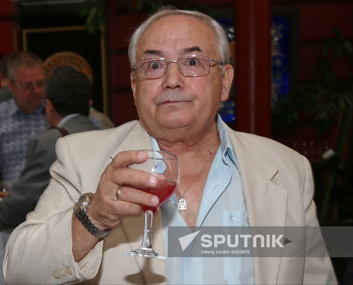 Reception celebrates 15th anniversary of Postscript program