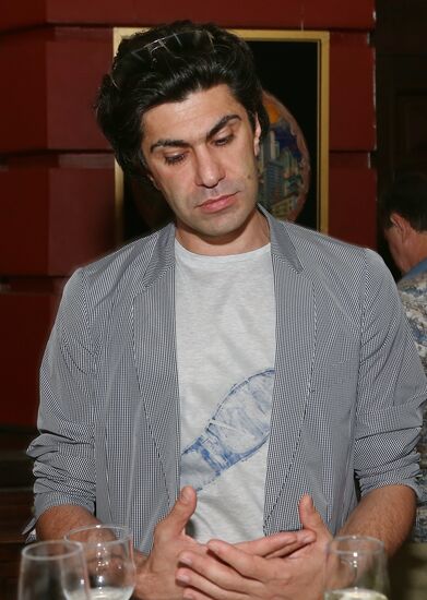 Reception celebrates 15th anniversary of Postscript program