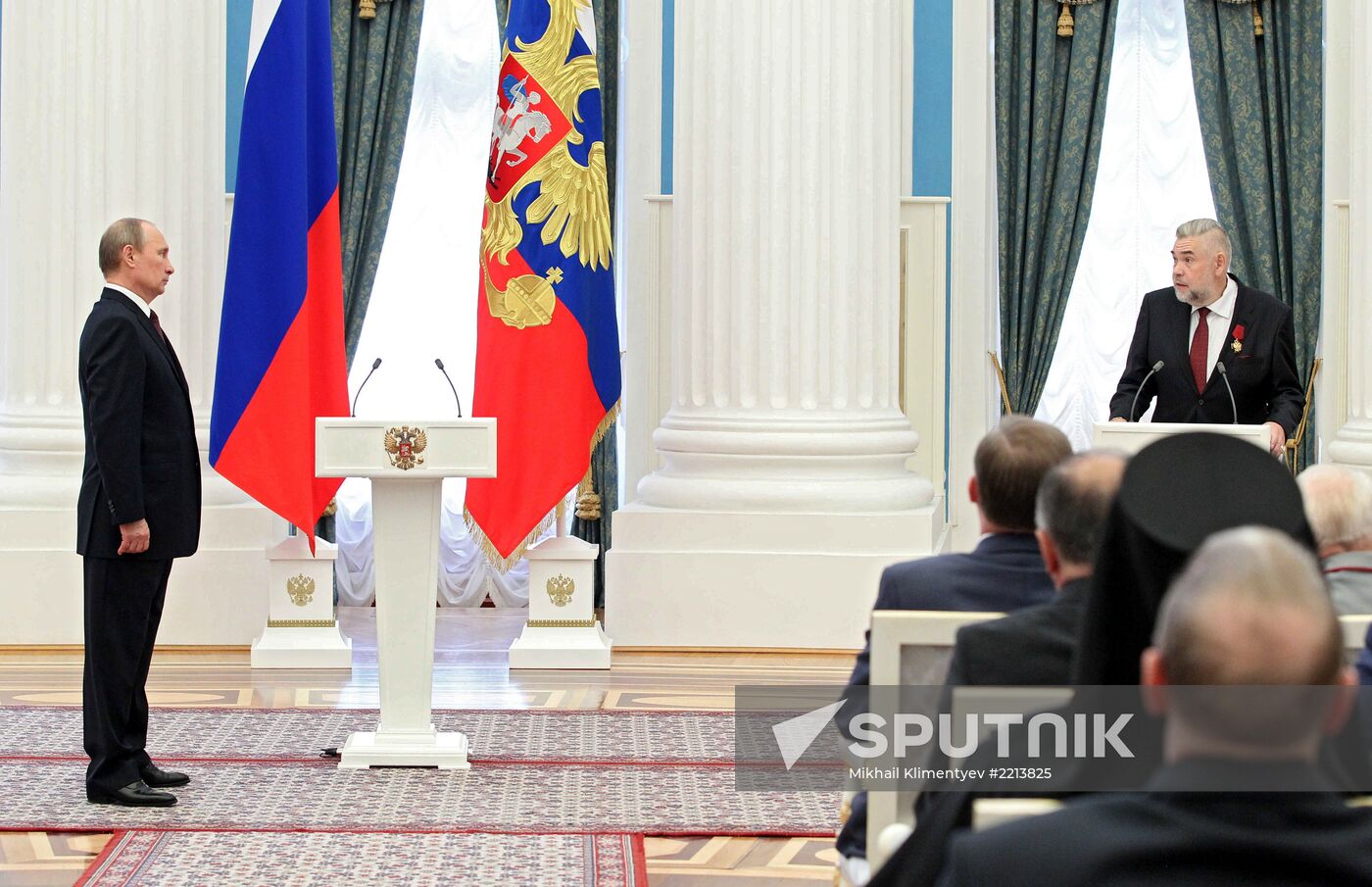 Vladimir Putin presents state awards