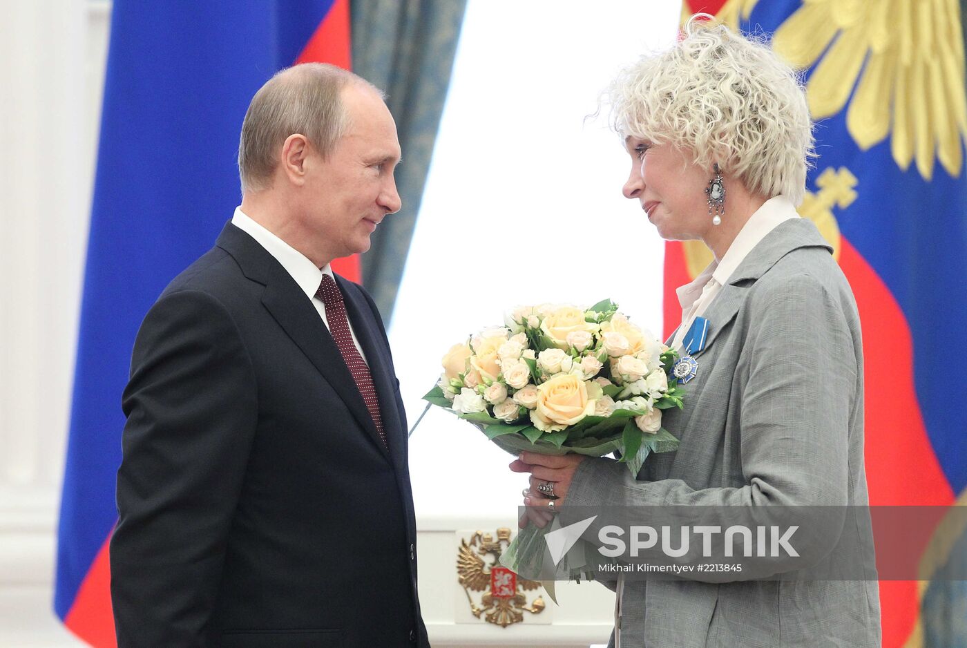 Vladimir Putin presents state awards