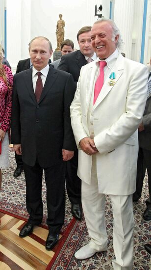 Vladimir Putin presents state awards