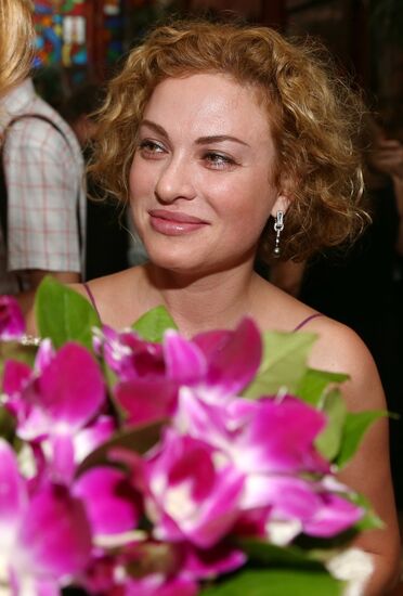 Reception celebrates 15th anniversary of Postscript program