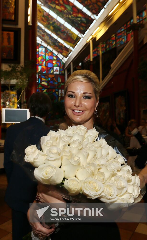 Reception celebrates 15th anniversary of Postscript program