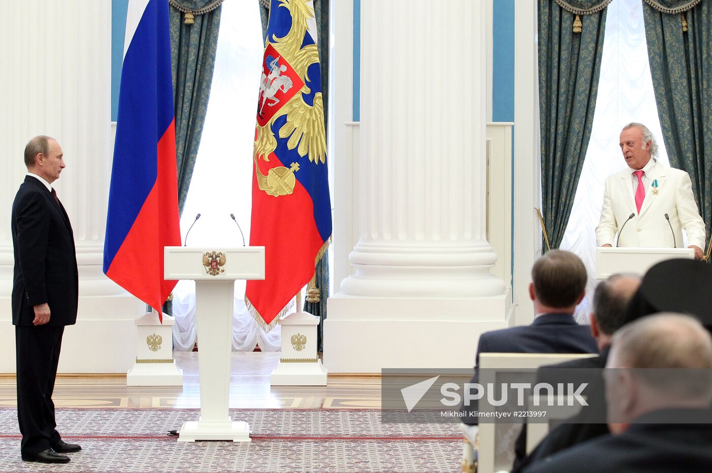 Vladimir Putin presents state awards