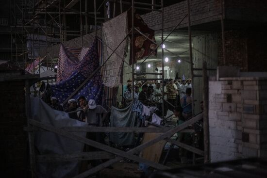 Clashes erupt in Cairo between Morsi supporters and police
