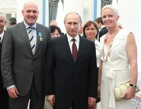 Vladimir Putin presents state awards
