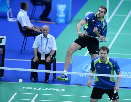 2013 Universiade. Badminton. Day One