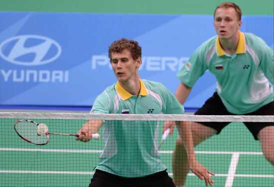 2013 Universiade. Badminton. Day One