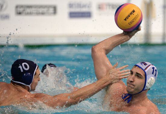 2013 Universiade. Water polo. Day One