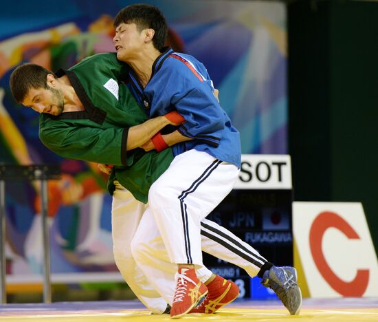 2013 Universiade. Belt wrestling. Day One