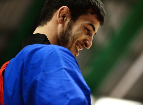 2013 Universiade. Belt wrestling. Day One