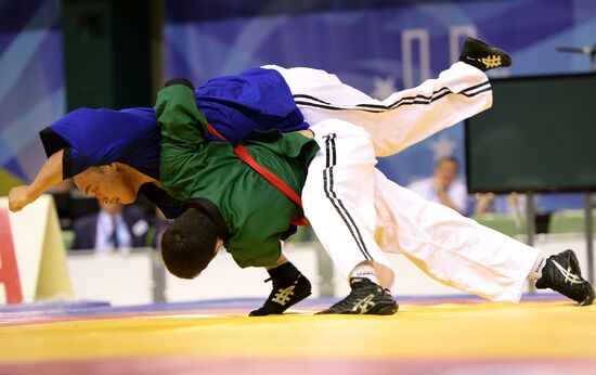2013 Universiade. Belt wrestling. Day One