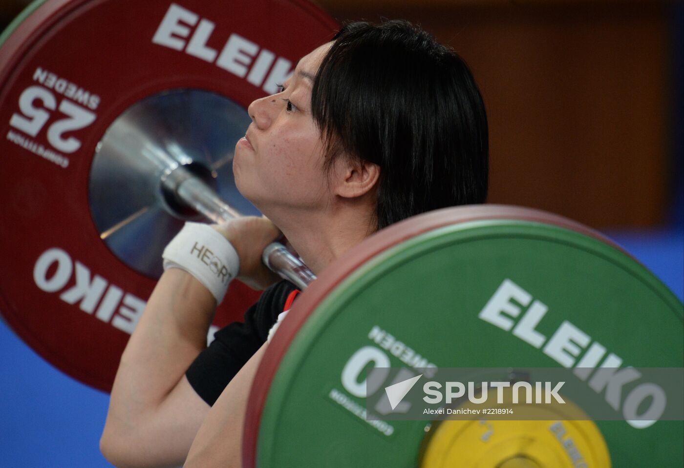 2013 Universiade. Weightlifting. Day One