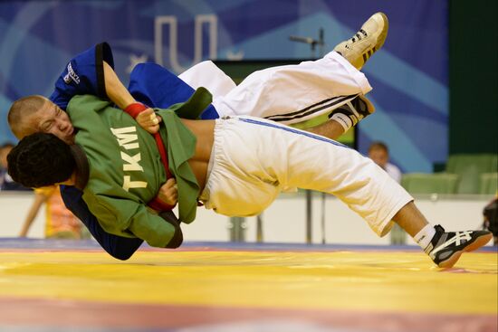 2013 Universiade. Belt wrestling. Day One