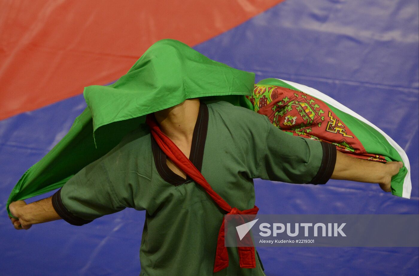 2013 Universiade. Belt wrestling. Day One